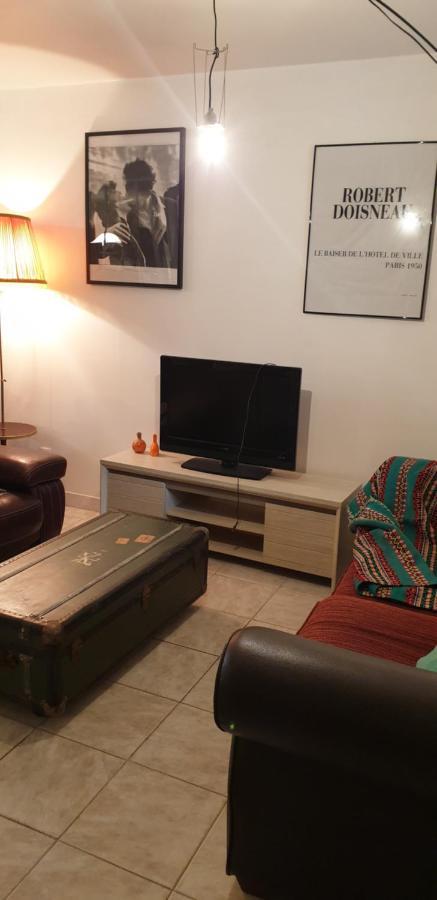 Maison Entre Relooking Et Modernité Dans Un Cadre Verdoyant Pour Amoureux De Grands Espaces *